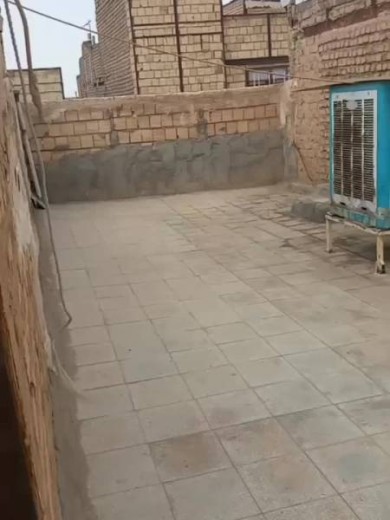 منزل 2 طبقه ونیم  فروشی. 100متر