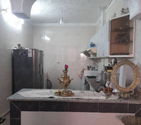                                             منزل ۹۰مترسند۶دونگ یه طبقه ونیم تمیزبدون خرج
                                                                                منزل ویلایی
                                        در شهید بهشتی قم