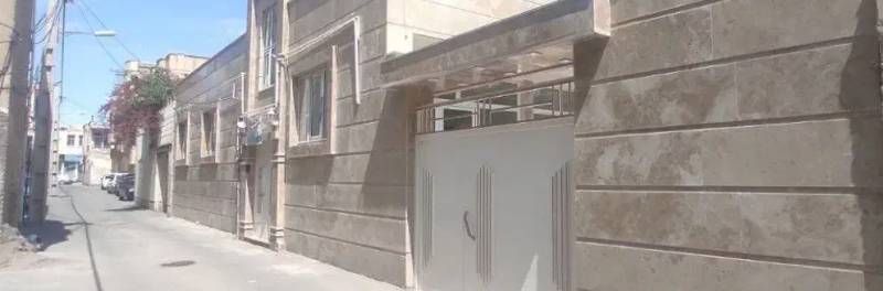 ویلایی نزدیک حرم و خیابان باجک_ نوساز و تخلیه