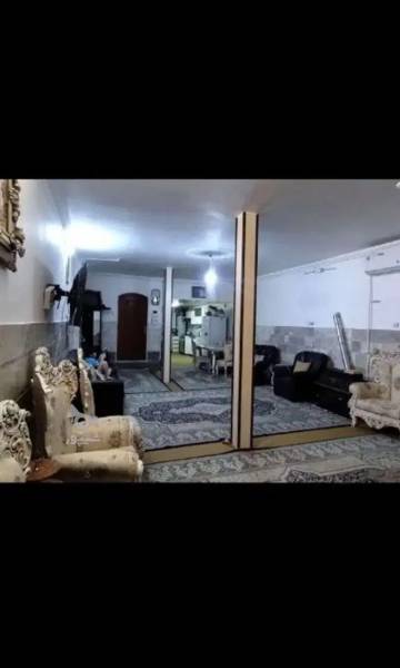 ملک دو طبقه در منطقه یک بلوار شهید دل آذر کوچه 36
