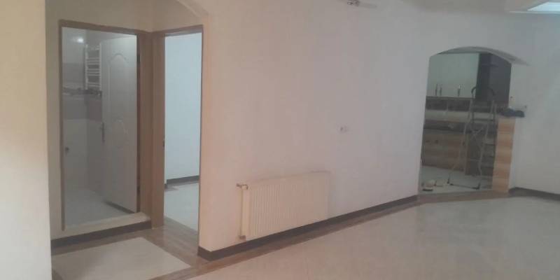 اپارتمان ۱۰۰ متر دو خوابه خ امام