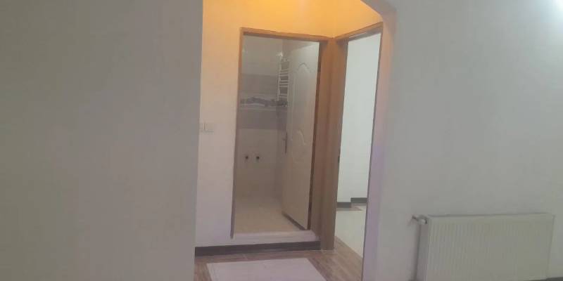 اپارتمان ۱۰۰ متر دو خوابه خ امام