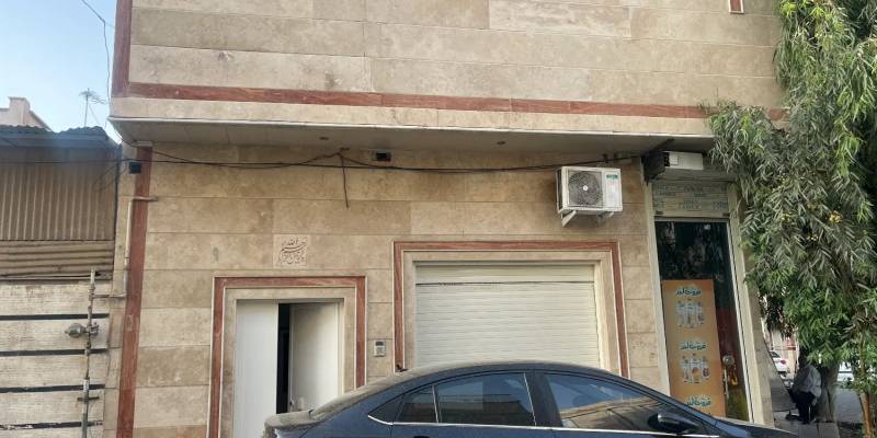 خانه ویلایی و‌مغازه سمت میدان امام (سهیلی)