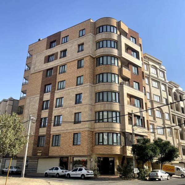 ۱۷۵ متر_دو نبش_فول امکانات