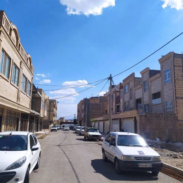 ویلایی نیمه کاره، موقعیت فوق العاده