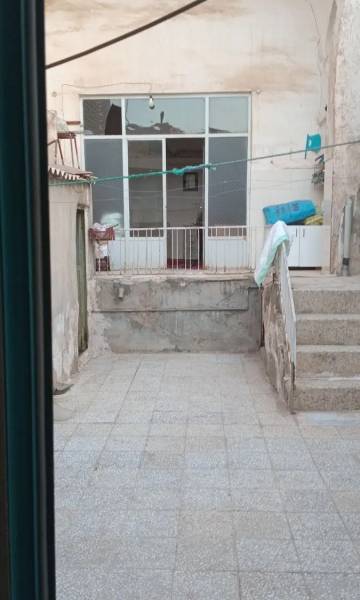 خانه قدیمی همکف