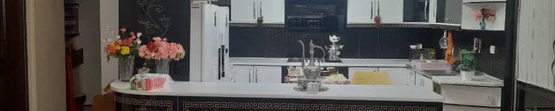 آپارتمان ۱۰۲ متر تمیز بازسازی با پارکینگ