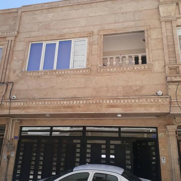 اپارتمان کلا دو طبقه ،طبقهبالا