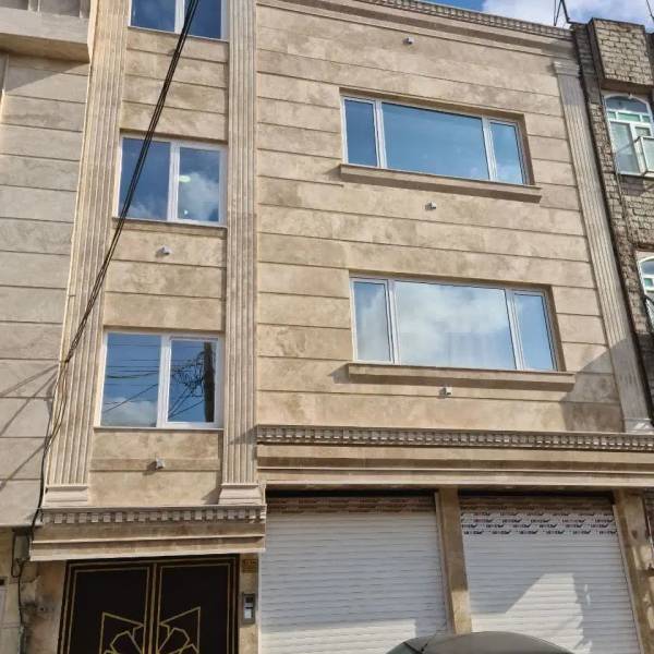 خانه ویلای آپارتمانی سه طبقه با مغازه تجاری