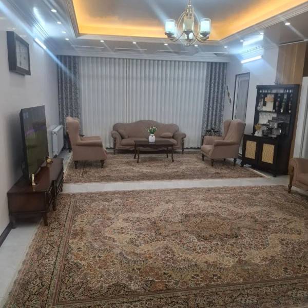 واحد اپارتمان نو ساز ۱۳۰ متری