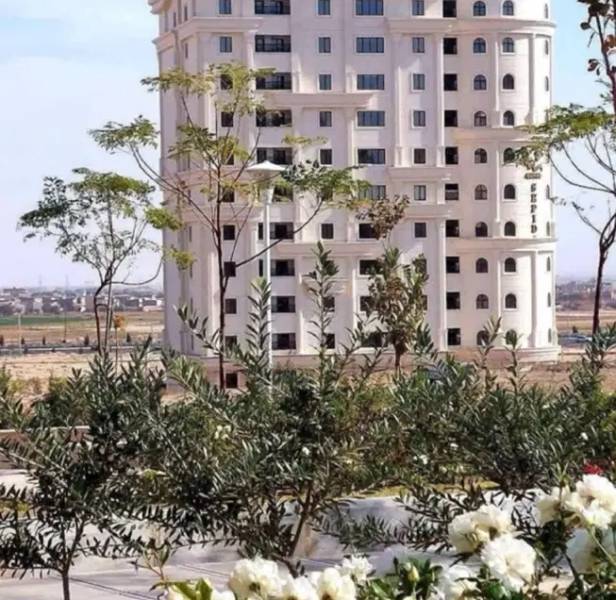 واحد لوکس سه خواب ۱۳۰ متری مستر برج سپید