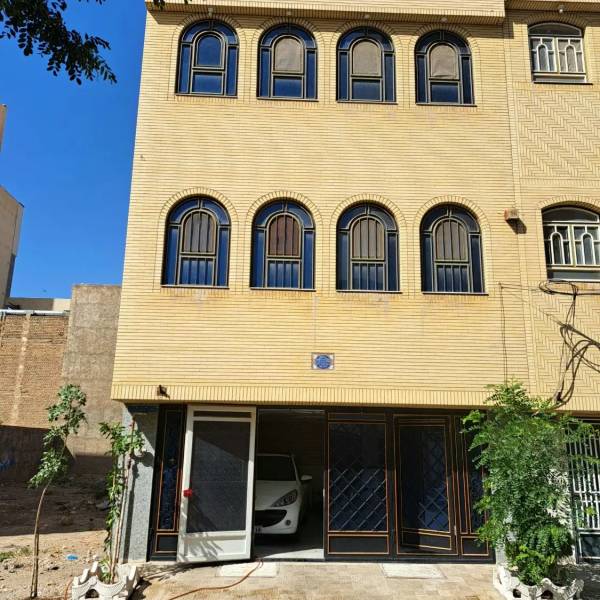 ۴۰۰متر زنبیل آباد