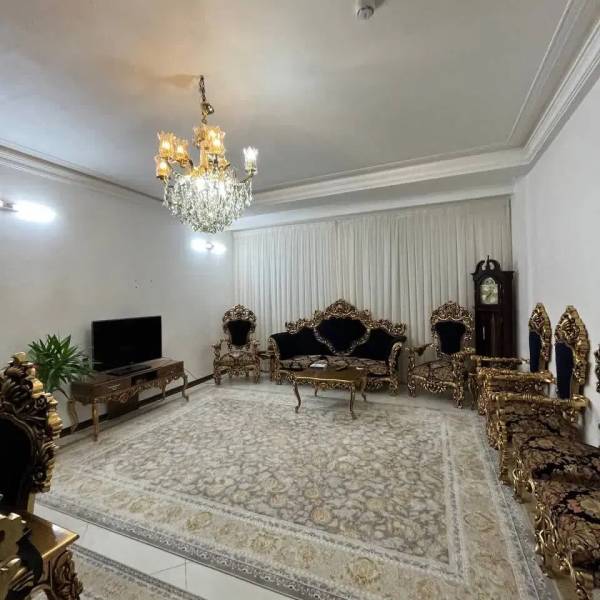 آپارتمان 98 متری جمهوری رفعت