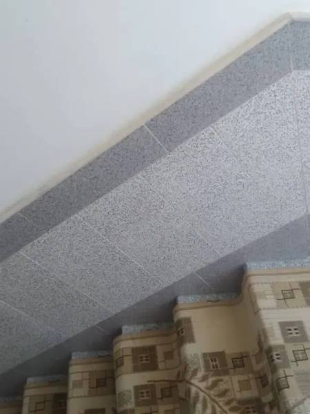 همکف بدون پله با طبقه بالا