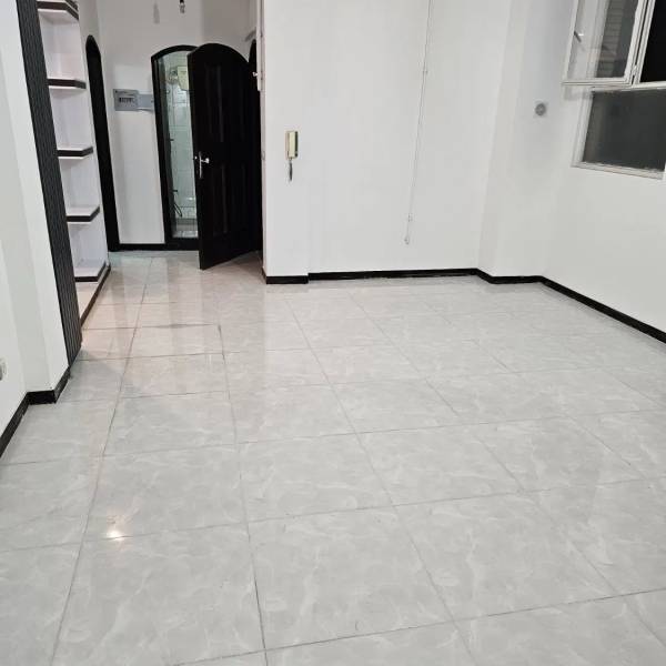 آپارتمان ۱۰۰ متری