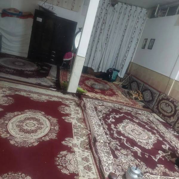 یک واحد زیر زمین اجاره ایی