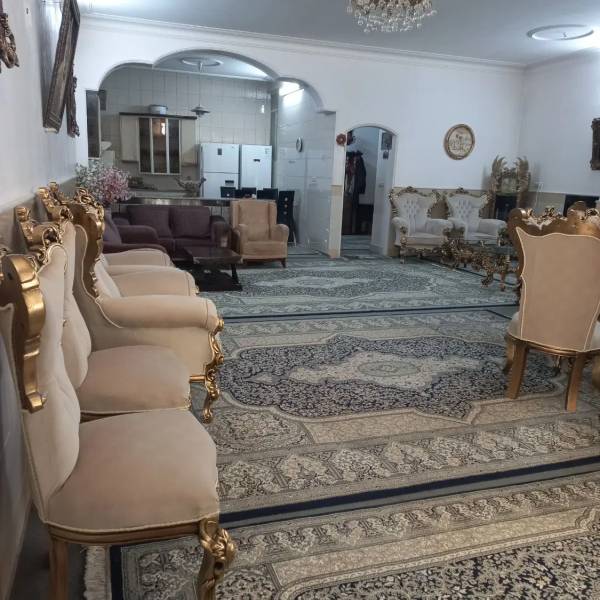 ۳۶۰ متردر۳طبقه مستقل در بهترین جای قم