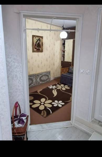 آپارتمان ۱۰۰متری قدوسی بسیارشیک