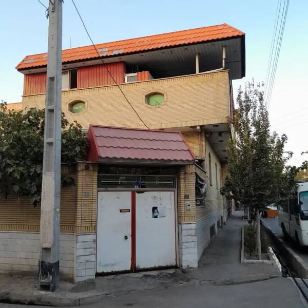 ملک دو بر انصار الحسین