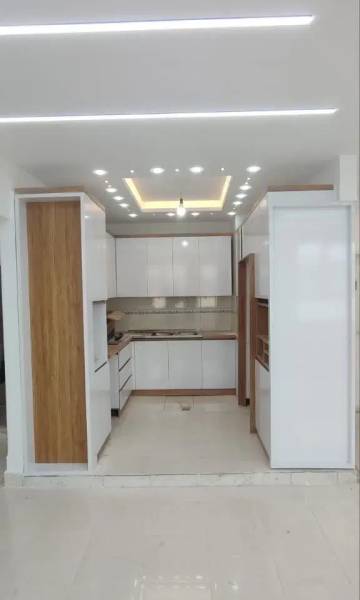 ۸۵ متری _دو خواب_سند دار