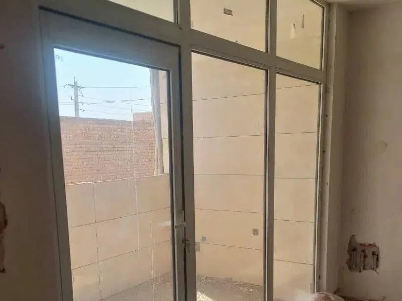 ۲طبقه و نیم ویلایی تازه ساز برخیابان بدون پله