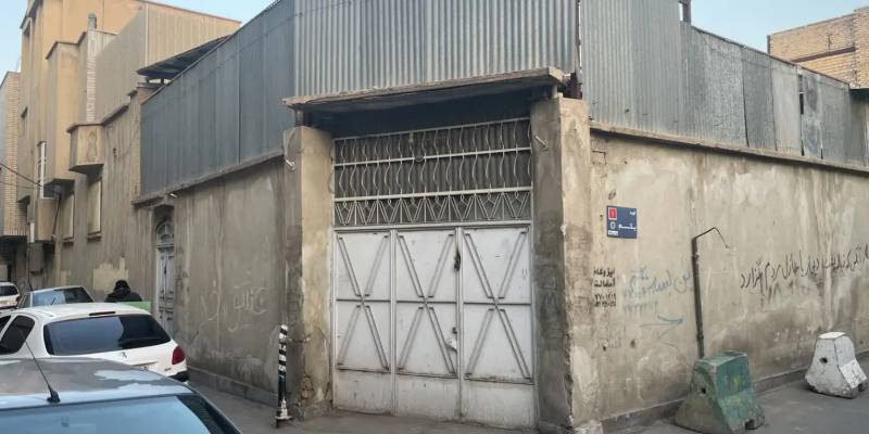منزل بزرگ مناسب روضه خوانی و سکونت چندخانوار
