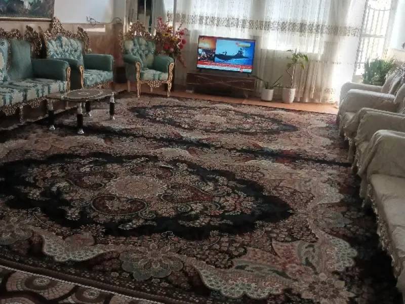 منزل سه طبقه بر خیابان(معاوضه)