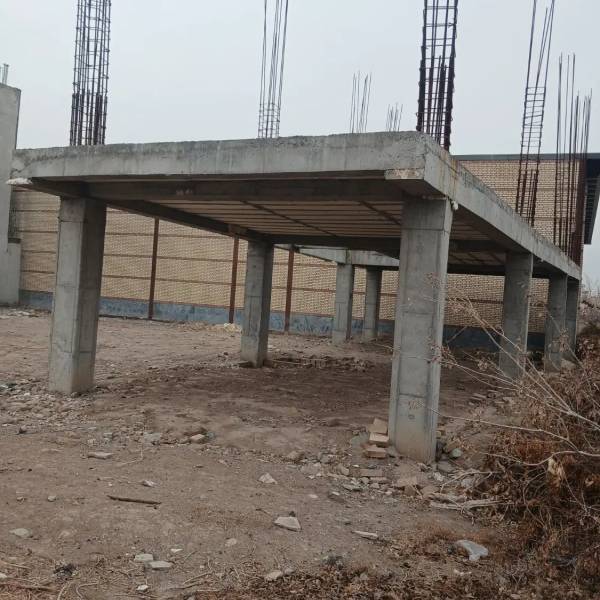 آپارتمان نیمه کاره جنوبی ساز