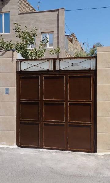 منزل ۱۷۰ متر زمین