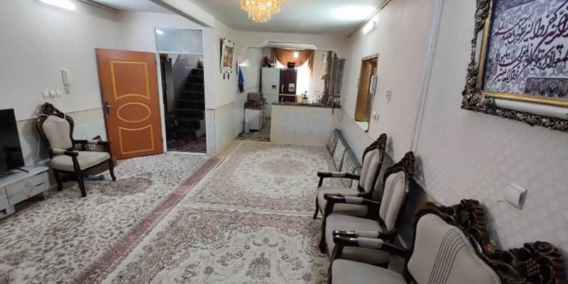 خانه ویلایی دو طبقه مجزا