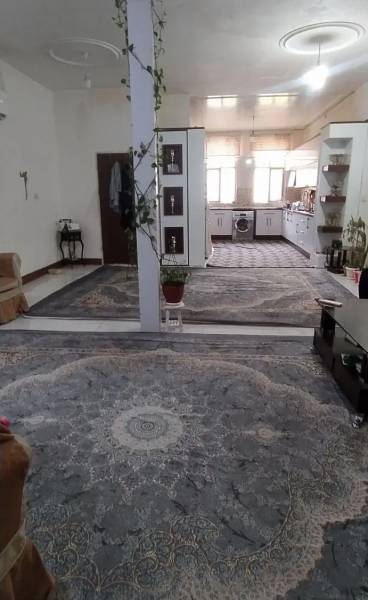 فروش خانه سه‌طبقه شمالی