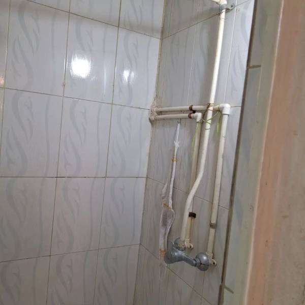 منزل مسکونی همکف ، حیاط دار ، محدوده مسجد وپارک