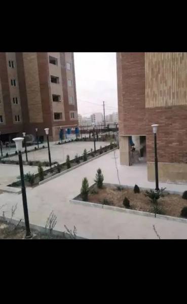 واحد ۹۶ متری زیتون