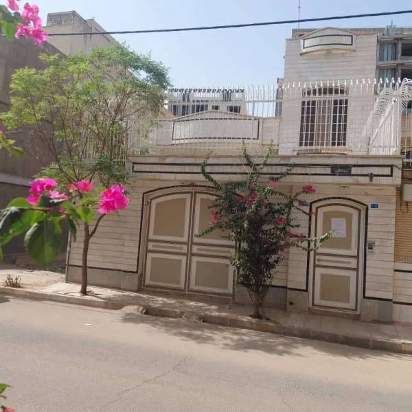 ۲۱۰ متر دو طبقه ویلایی  فول امکانات قم