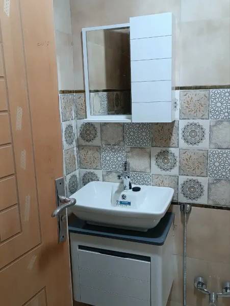۹۸ متری کلید نخورده
