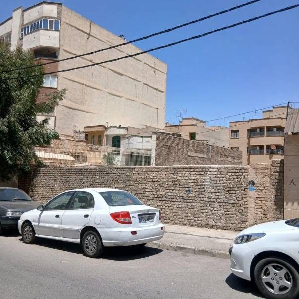 صفاشهر زمین ۱۴متر بر ۱۵متری سوم
