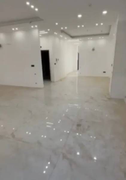 ۱۶۷ متری تک واحدی کلیدنخورده دو سالنه