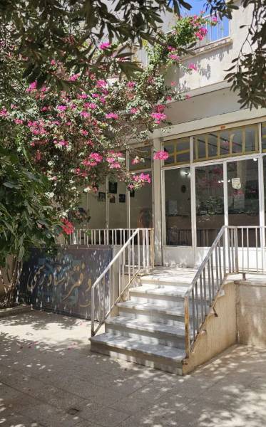 منزل ویلایی بر میدان امام