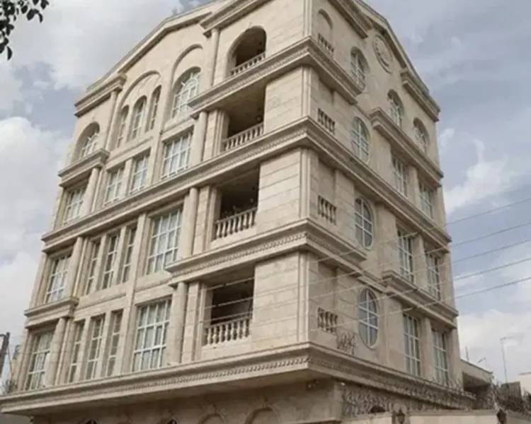زمین تجاری دائم _بر خیابان اصلی ابوطالب.پردیسان