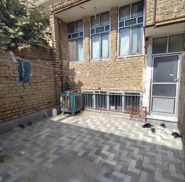 خانه اجاره ای به صورت دو طبقه و تکی
