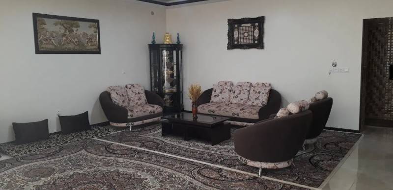 هم خانه