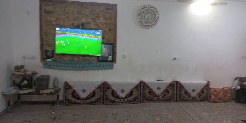 خانه پشت قواره