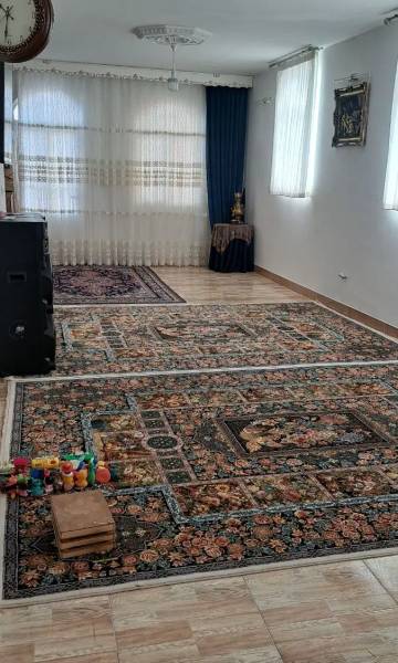 طبقه ی بالای همکف
