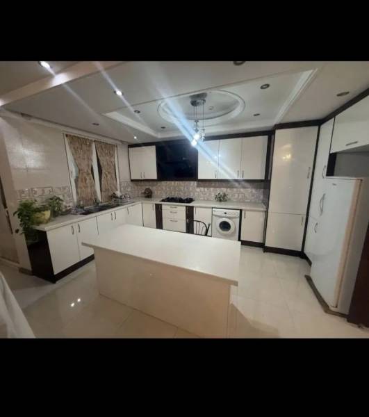 برای خونه ات مشتری دارم