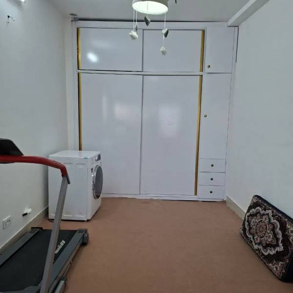 خانه واحد مسکونی نوساز  2.5 طبقه  اسکلت بتن