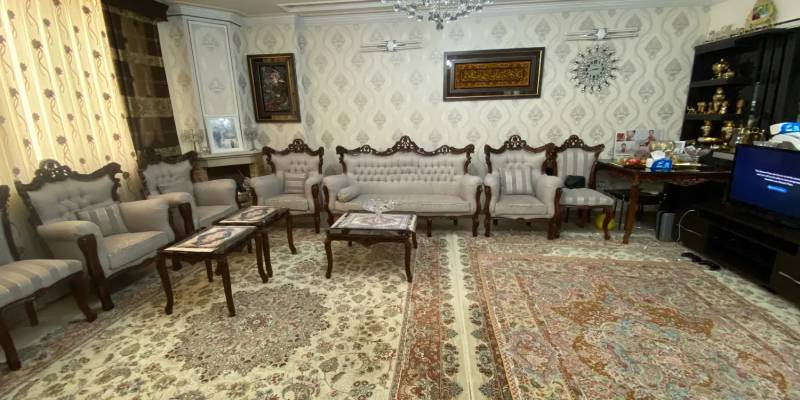 اپارتمان ۱۰۷ متری بهترین لوکیشن باجک