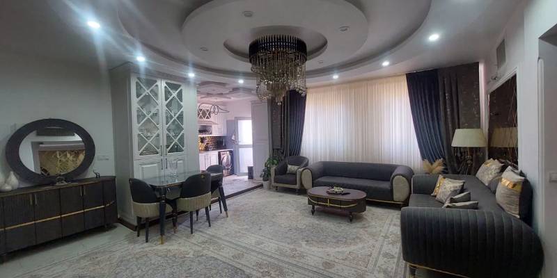 ۹۵ متری خیابان اردیبهشت