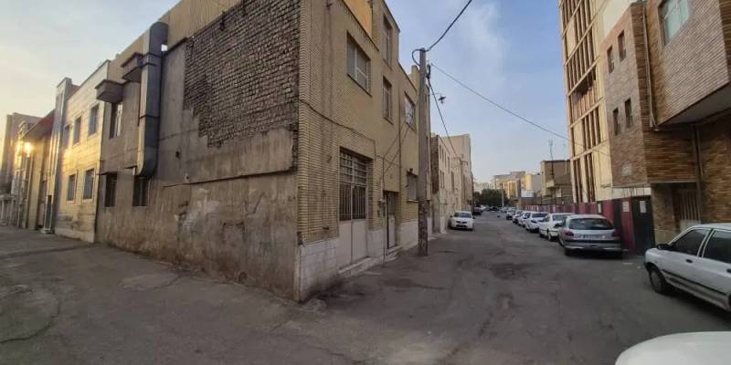 فروش فوری به خریدار واقعی تخفیف خوبی  داده میشود