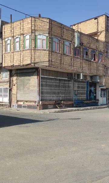 70 متر تجاری با ۳ مغازه مستقل میدان نبوت