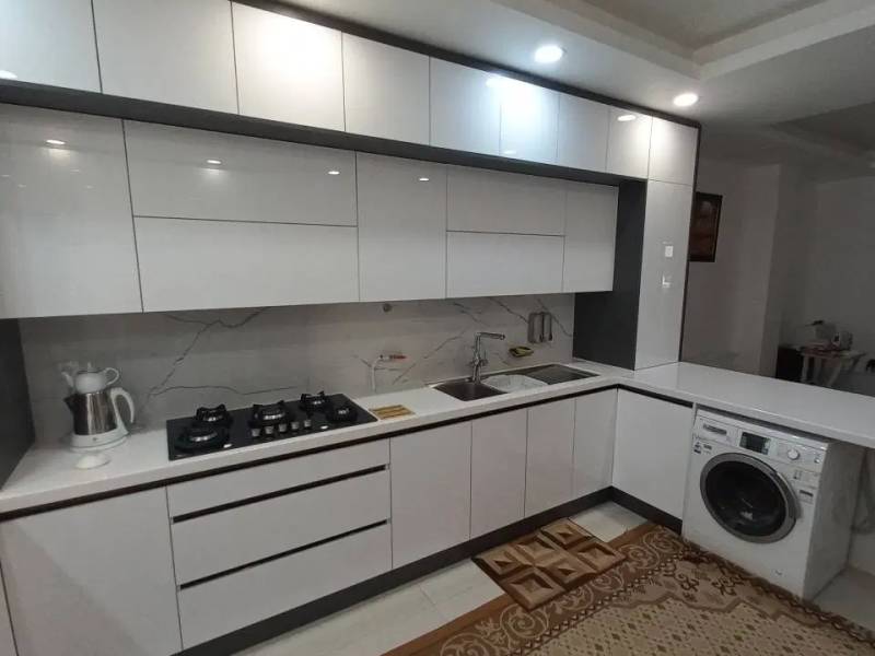 اپارتمان تک واحدی ۱۴۰ متری